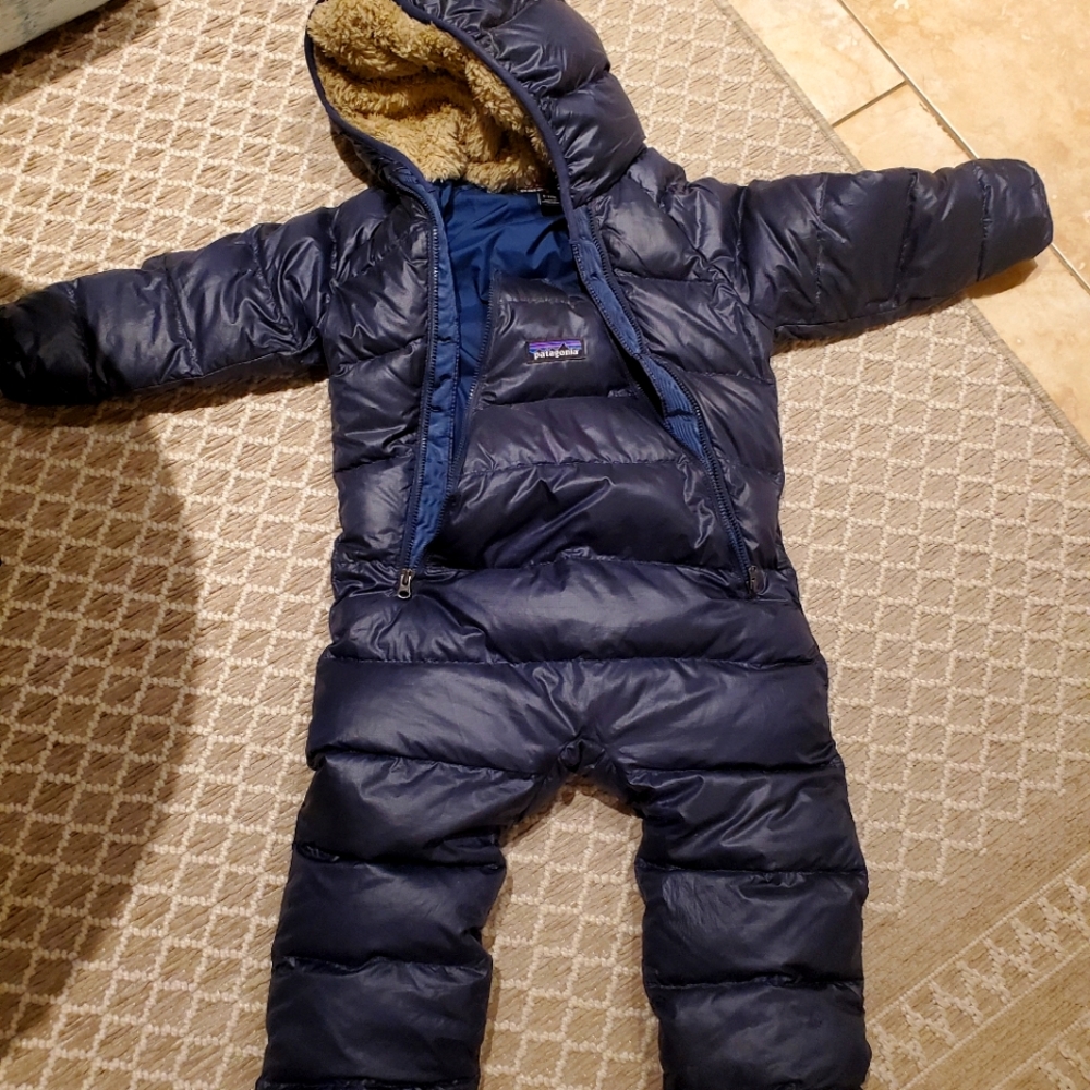 Like new Patagonia Hi Loft baby bunting